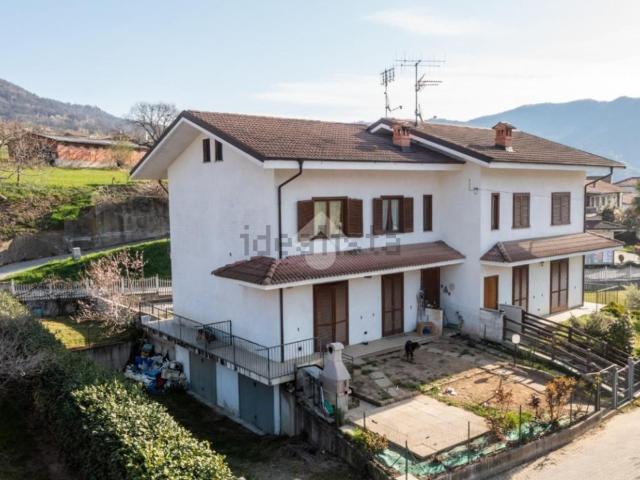 Appartamento in vendita di 80 m² in Via Momborgo, 1