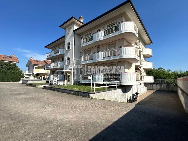 Appartamento in vendita di 80 m² in Via Monte Bianco, 12