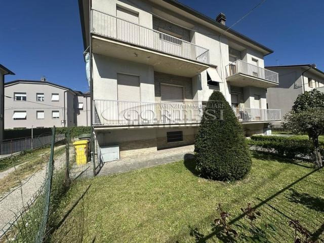 Appartamento in vendita di 80 m² in Via Monsignore Cipriani, 10