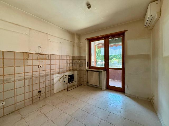 Appartamento in vendita di 80 m² in Via Molineri