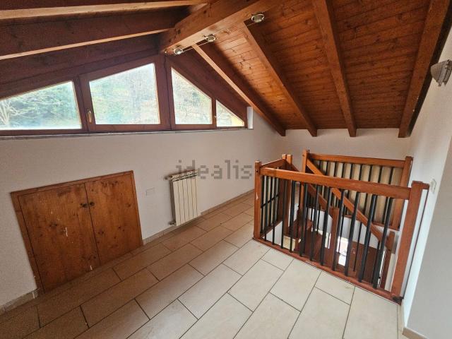 Appartamento in vendita di 80 m² in Via Novano, 34