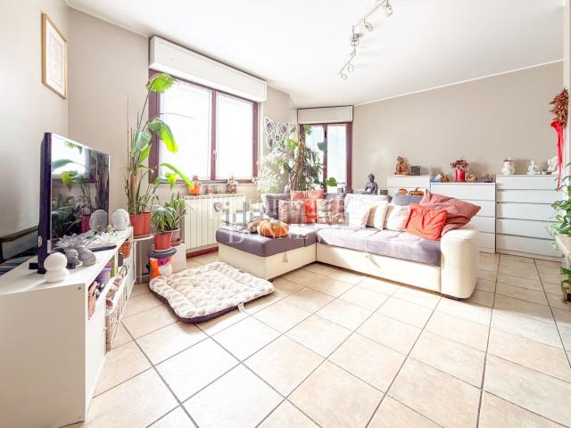 Appartamento in vendita di 80 m² in Via Novara