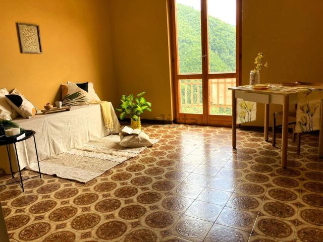 Appartamento in vendita di 80 m² in Via Nuova Cosio d&apos Arroscia