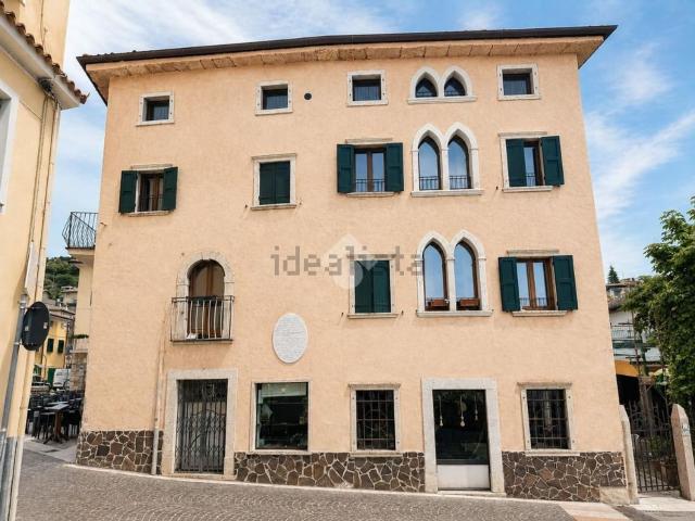 Appartamento in vendita di 80 m² in Via Oliveti, 5