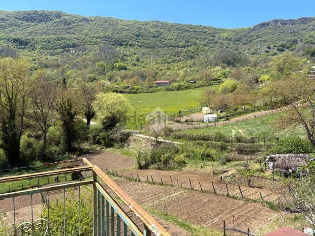Appartamento in vendita di 80 m² in Via Ortiglio