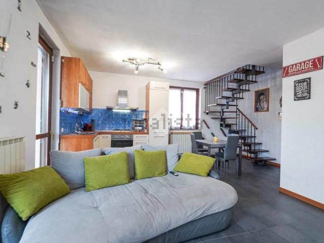 Appartamento in vendita di 80 m² in Via Padre Cesare Albisetti, 7