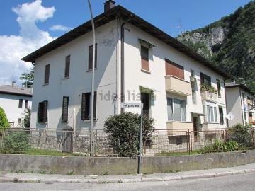 Appartamento in vendita di 80 m² in Via Pal Piccolo, 2