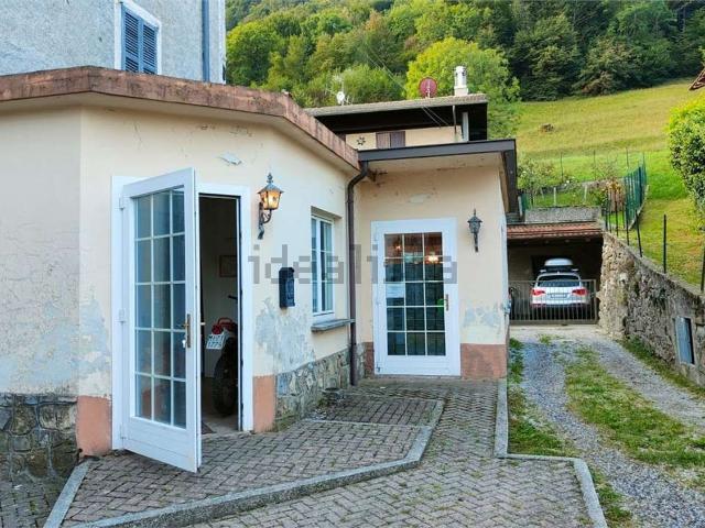 Appartamento in vendita di 80 m² in Via Parlaschino