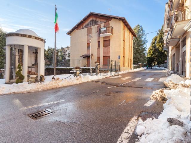 Appartamento in vendita di 80 m² in Via per Concenedo, 1