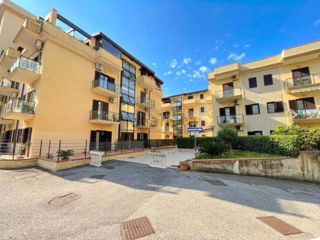 Appartamento in vendita di 80 m² in Via Piano del Principe, 149