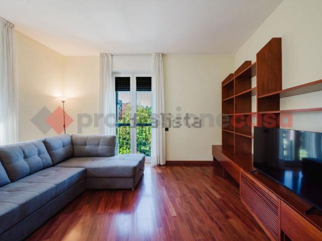 Appartamento in vendita di 80 m² in Via Pietro Rondoni, 11