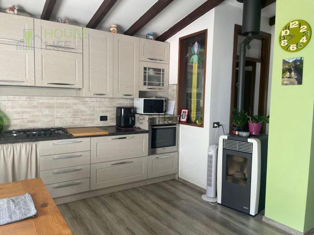 Appartamento in vendita di 80 m² in Via Ponte Verde