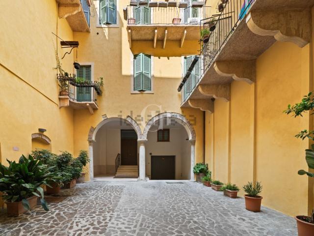 Appartamento in vendita di 80 m² in Via Ponte Pietra