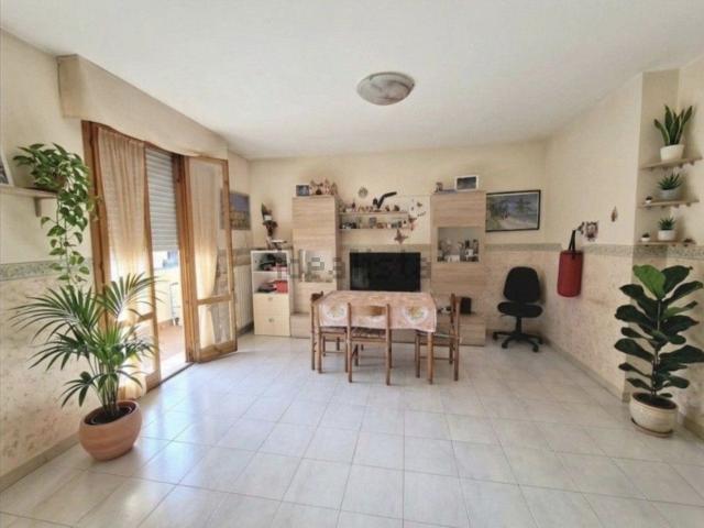 Appartamento in vendita di 80 m² in Via Provinciale Sud