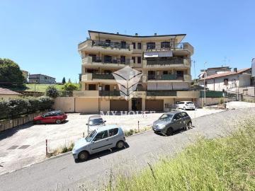 Appartamento in vendita di 80 m² in Via Prenestina Nuova San Bartolomeo, 21
