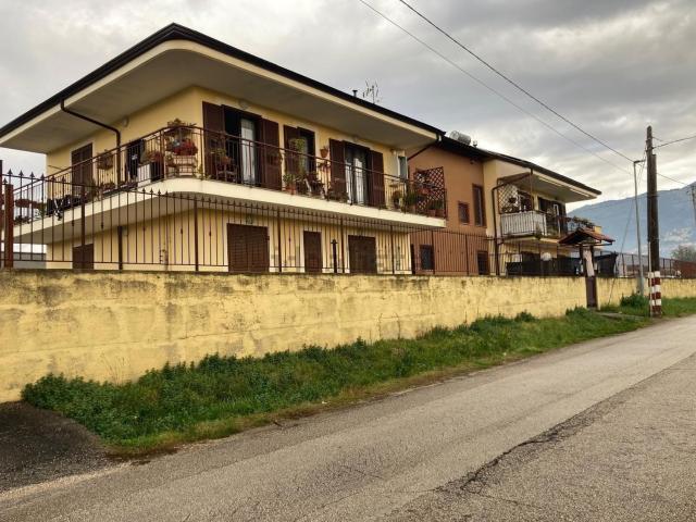 Appartamento in vendita di 80 m² in Via Querceto