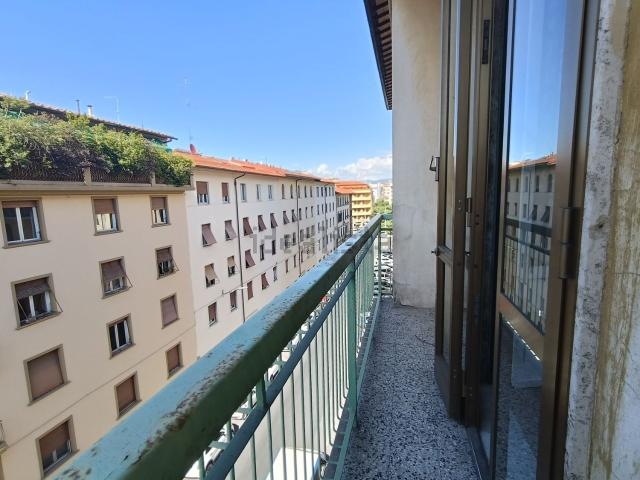 Appartamento in vendita di 80 m² in Via Quintino Sella