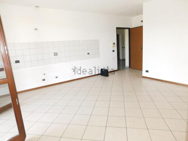 Appartamento in vendita di 80 m² in Via Radici in Monte, 62