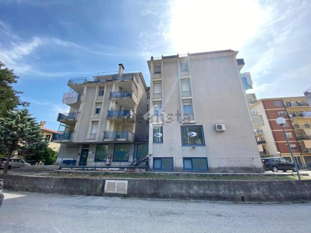 Appartamento in vendita di 80 m² in Via Raffaello Sanzio, 7