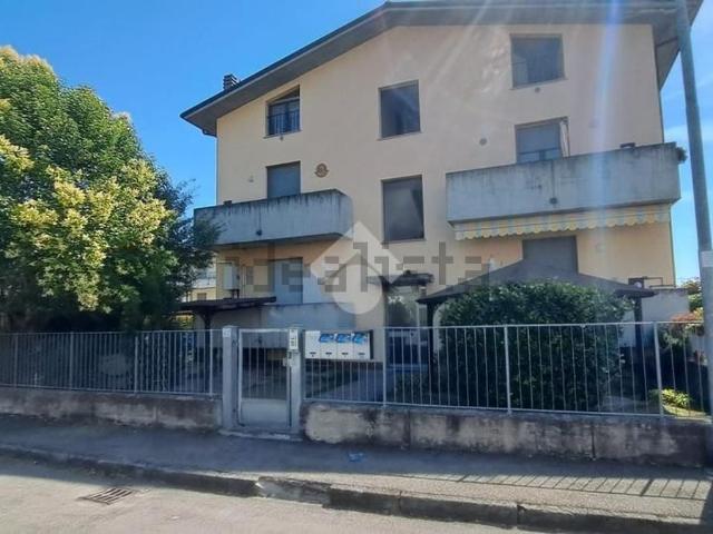 Appartamento in vendita di 80 m² in Via Raffaello Pittore, 40