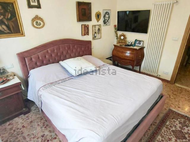 Appartamento in vendita di 80 m² in Via Regia
