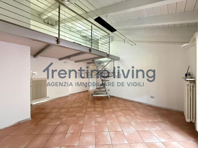 Appartamento in vendita di 80 m² in Via Riccardo Zandonai