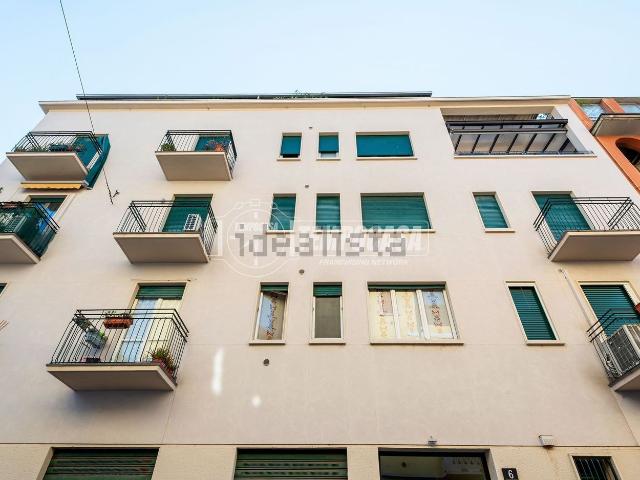 Appartamento in vendita di 80 m² in Via Riccardo Arnò, 6