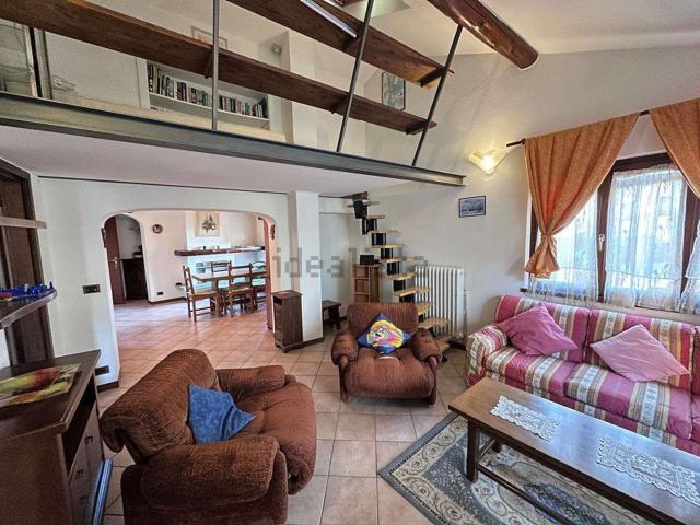 Appartamento in vendita di 80 m² in Via Roma, 3