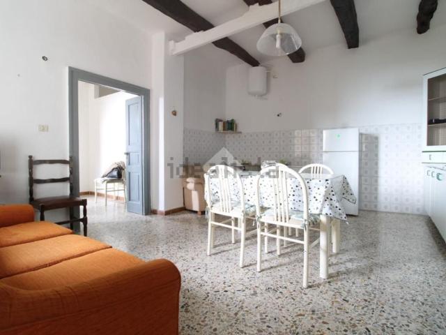 Appartamento in vendita di 80 m² in Via Roma, 60