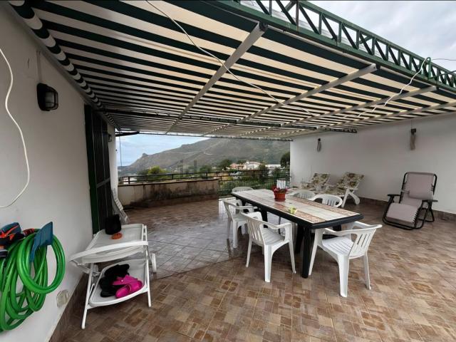 Appartamento in vendita di 80 m² in Via Rosaneto