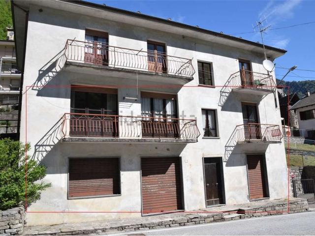 Appartamento in vendita di 80 m² in Via Sant&apos Ambrogio, 68
