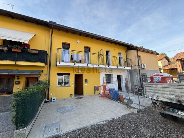Appartamento in vendita di 80 m² in Via Sant&apos Alessandro, 1