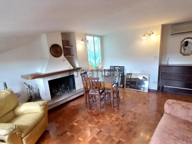 Appartamento in vendita di 80 m² in Via Santi Filippo e Giacomo