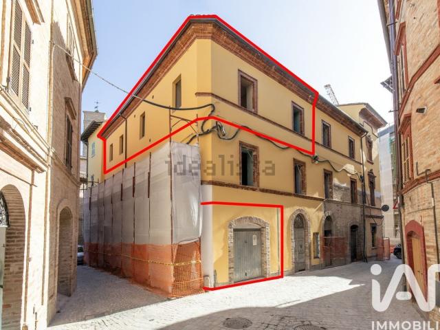 Appartamento in vendita di 80 m² in Via San Catervo, 46