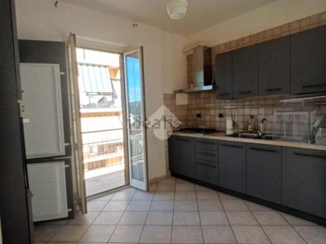 Appartamento in vendita di 80 m² in Via San Francesco D&apos Assisi, 129