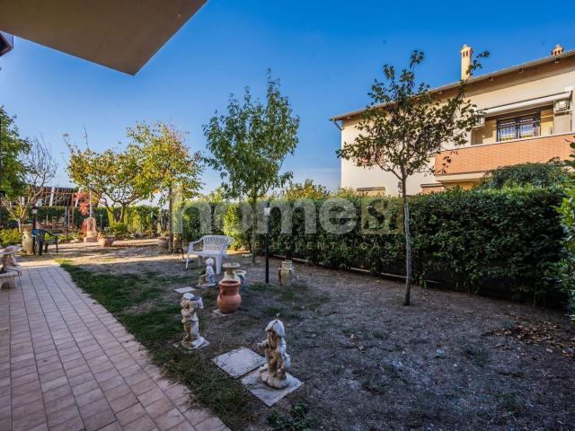 Appartamento in vendita di 80 m² in Via San Vitale, 226