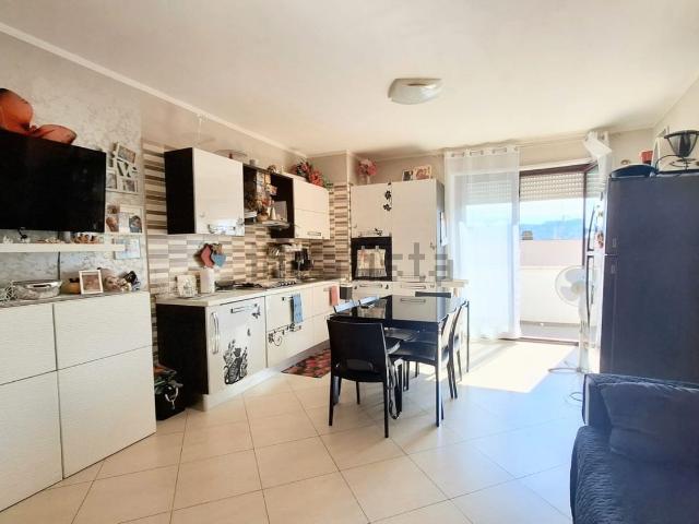 Appartamento in vendita di 80 m² in Via Salara