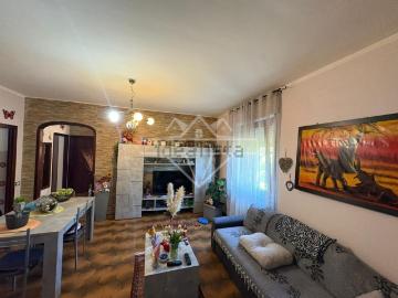 Appartamento in vendita di 80 m² in Via Salicello, 1