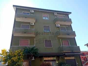Appartamento in vendita di 80 m² in Via Sarca