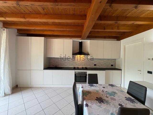 Appartamento in vendita di 80 m² in Via Senda
