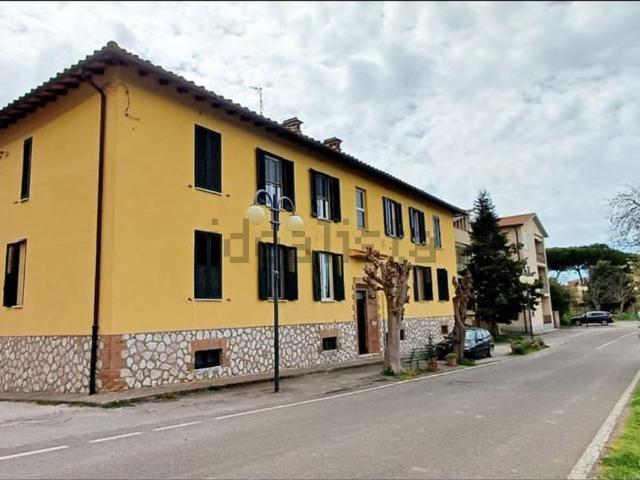 Appartamento in vendita di 80 m² in Via Senese Nord, 25