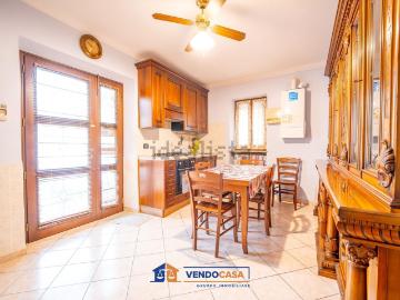 Appartamento in vendita di 80 m² in Via SS. Annunziata, 1