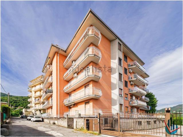 Appartamento in vendita di 80 m² in Via Spluga, 3