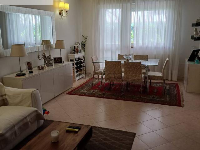 Appartamento in vendita di 110 m² in Viale Mario Tobino, 32