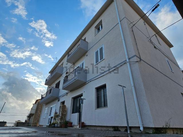 Appartamento in vendita di 80 m² in Viale Alessandro Manzoni, 15