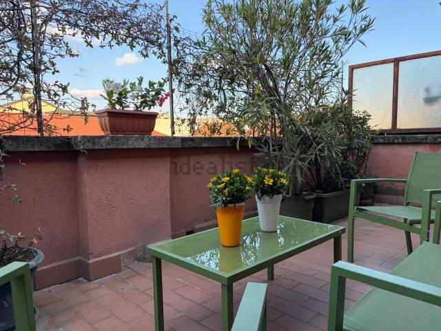 Appartamento in vendita di 80 m² in Viale Carlo Espinasse, 7