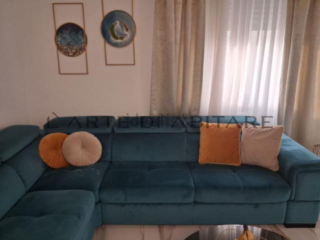 Appartamento in vendita di 80 m² in Viale Como, 6