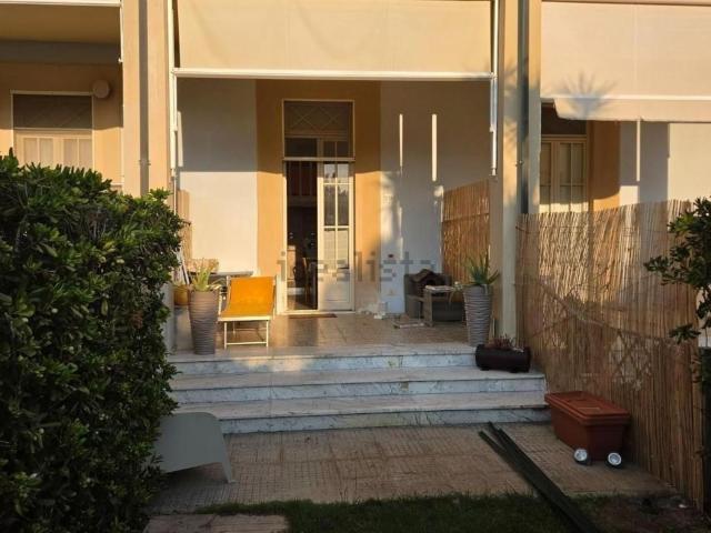 Appartamento in vendita di 80 m² in Viale del Tirreno, 74