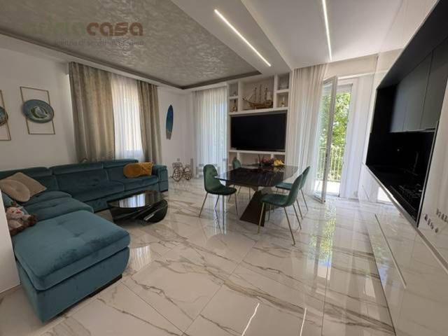Appartamento in vendita di 80 m² in Viale Regina Elena