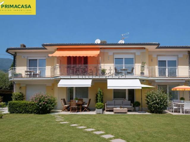 Appartamento in vendita di 80 m² in Viale Ugo Foscolo, 104